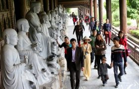 các vị la hán chùa bái đính - Tân quảng